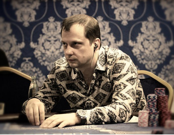 The owners of the Golden Apple are still fruits… The owners of the Golden Apple are still fruits…